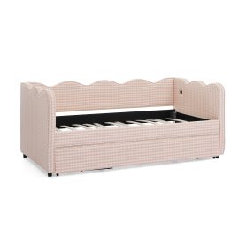 Cozy Gingham Daybed with Trundle