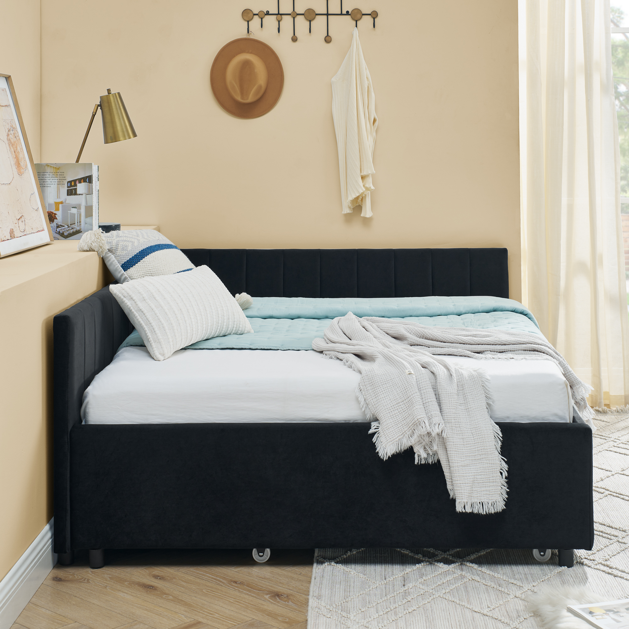 Full Size Daybed with Trundle, Comfortable Backrest And Armrests 9 Full Size Daybed with Trundle, Comfortable Backrest And Armrests