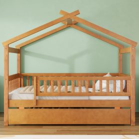 Wooden Twin Size House Bed With Twin Size Trundle
