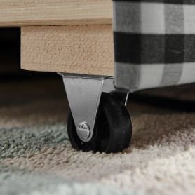 Full Size Cozy Gingham Daybed with Twin Size Trundle