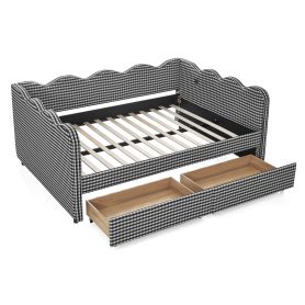 Full Size Cozy Gingham Daybed