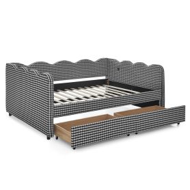 Full Size Cozy Gingham Daybed