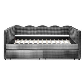 Queen Size Cozy Gingham Daybed