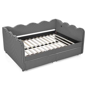 Full Size Cozy Gingham Daybed