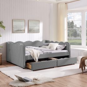 Queen Size Cozy Gingham Daybed