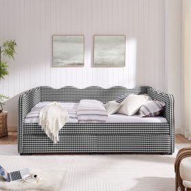 Queen Size Cozy Gingham Daybed