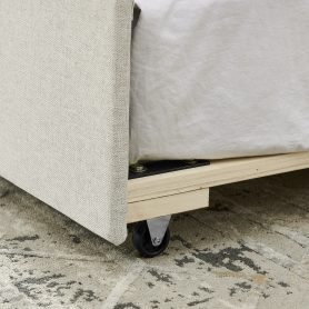 Full Size Daybed with USB Charging & Pull-out Extendable Bed