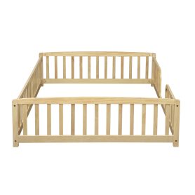 Full Size Floor Fence Bed with Central Entrance