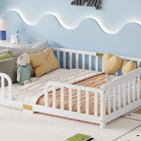 Queen Size Floor Fence Bed with Central Entrance