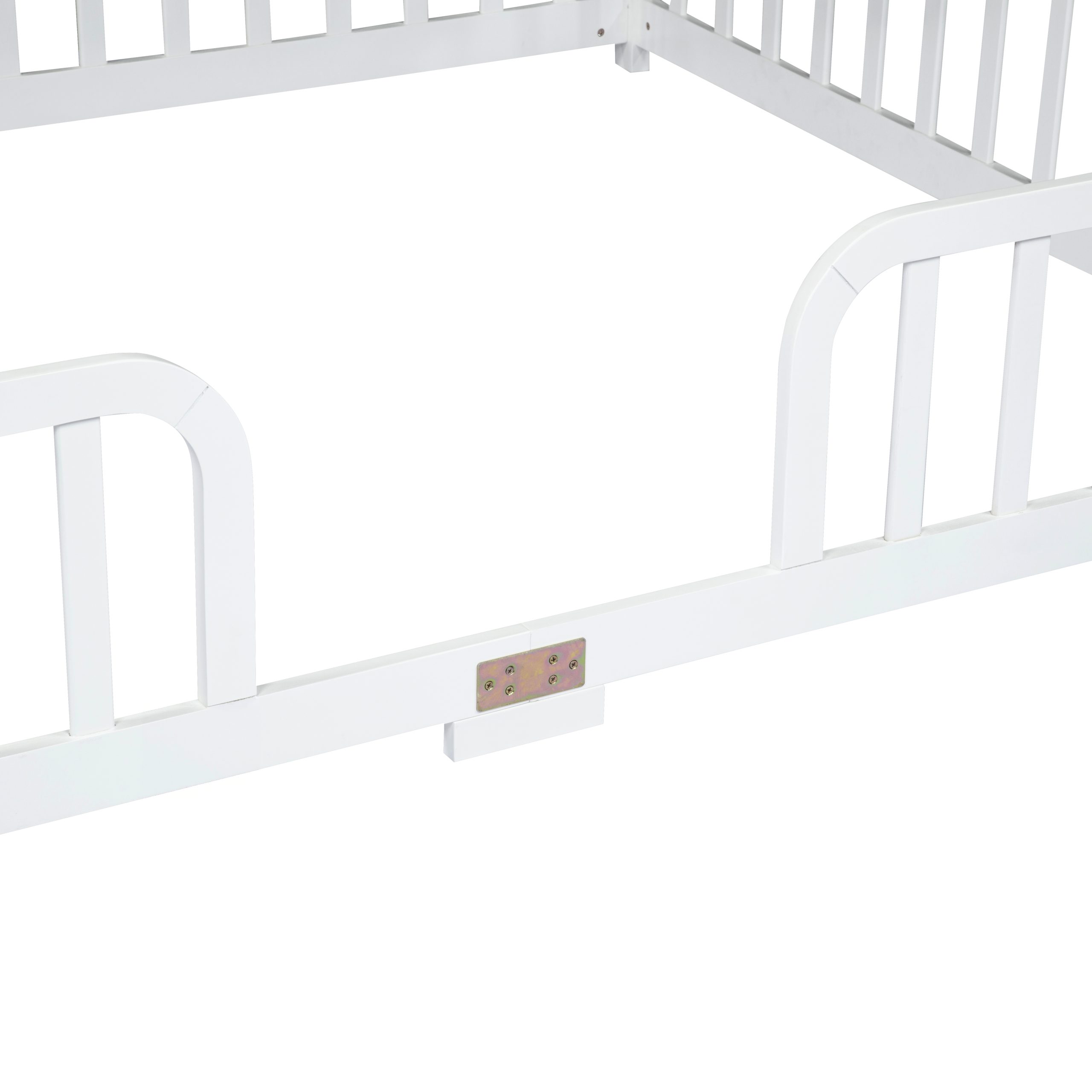 Queen Size Floor Fence Bed with Central Entrance