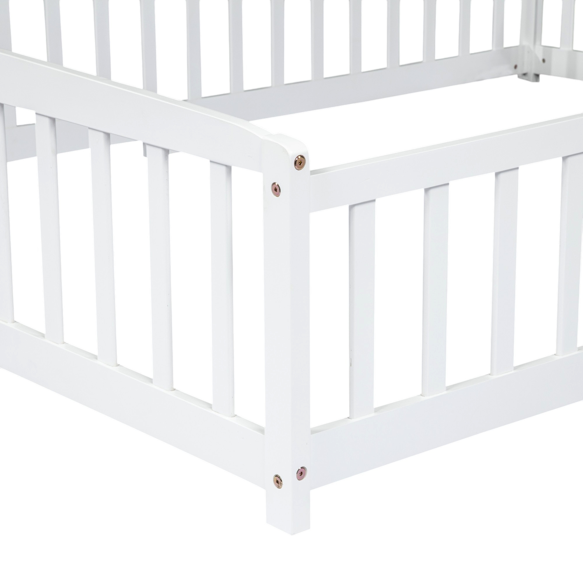 Queen Size Floor Fence Bed with Central Entrance