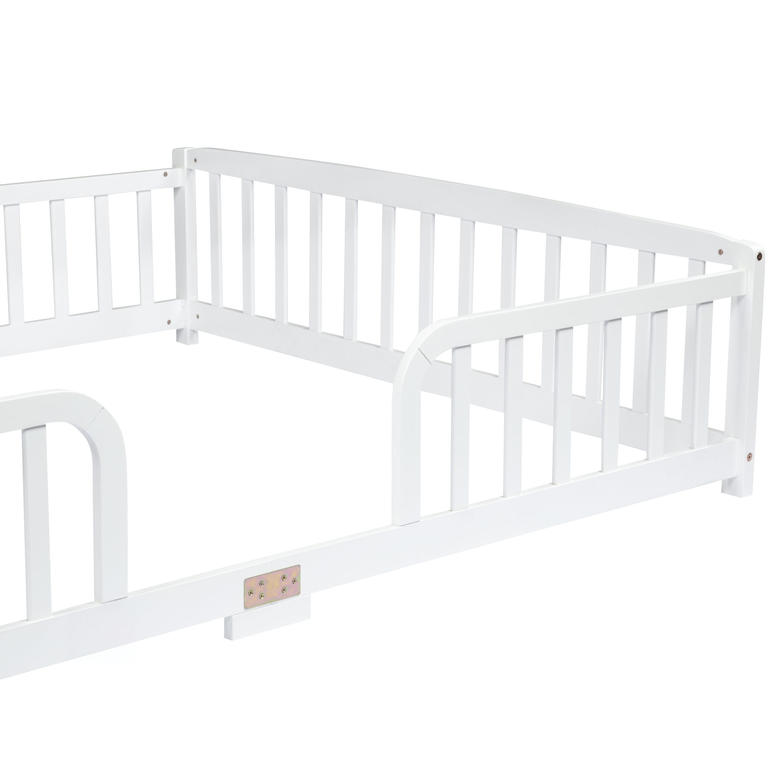 Queen Size Floor Fence Bed with Central Entrance